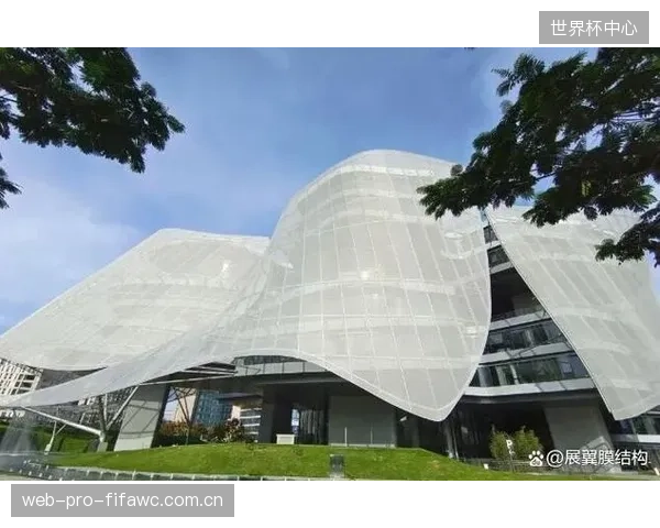业主关注点转移:PTFE膜屋顶不再仅是建筑表皮,更是影响赛事转播和运营成本的关键资产 业主关注点转移:PTFE膜屋顶不再仅是建筑表皮,更是影响赛事转播和运营成本的关键资产
